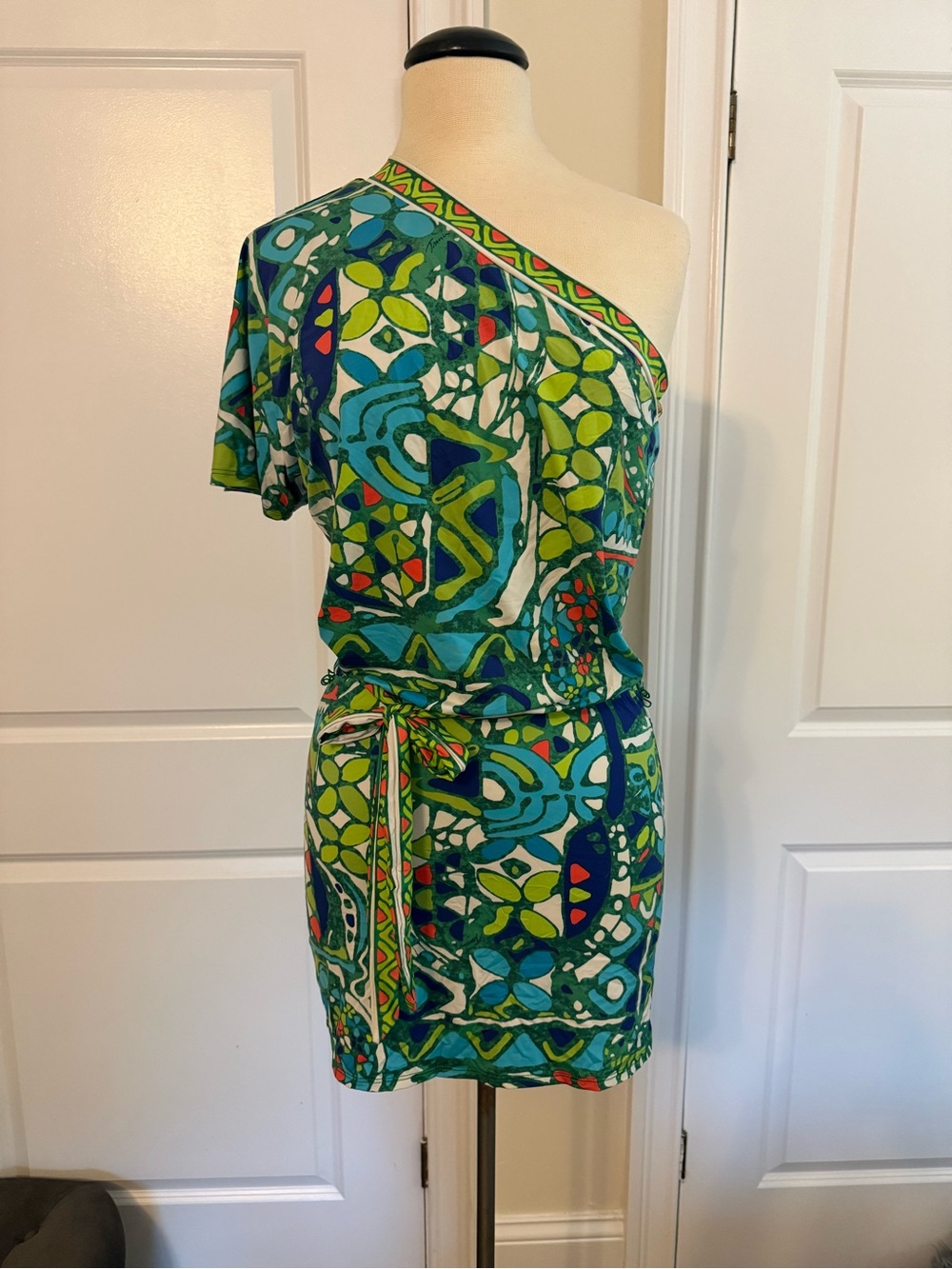 Trina Turk One-Shoulder Green Patterned Shift Dress
